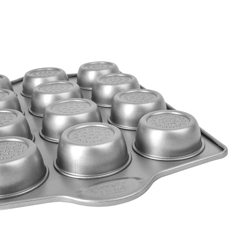 Image of BETTY CROCKER Muffin Pan