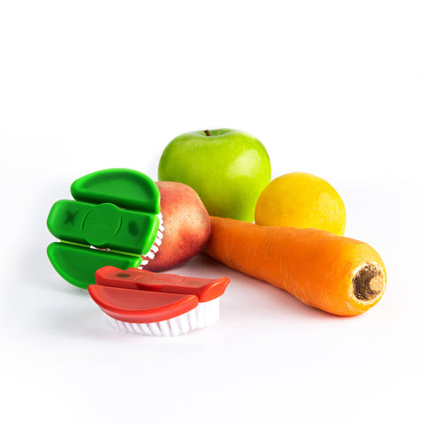 Image of Vegetable Cleaning Brush 2 Pack 3.5"/8.6cm (1 Soft/1 Hard)
