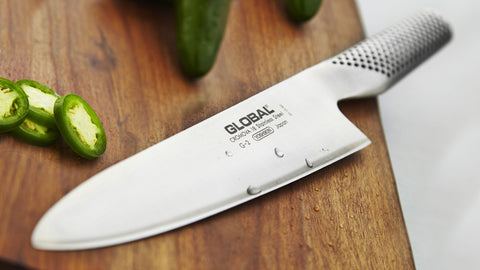 Image of Global 2pc set 8" chef knife and ceramic sharpener (71G2 + 71220GB) ｜ Global G-2 Knife and Sharpener Set